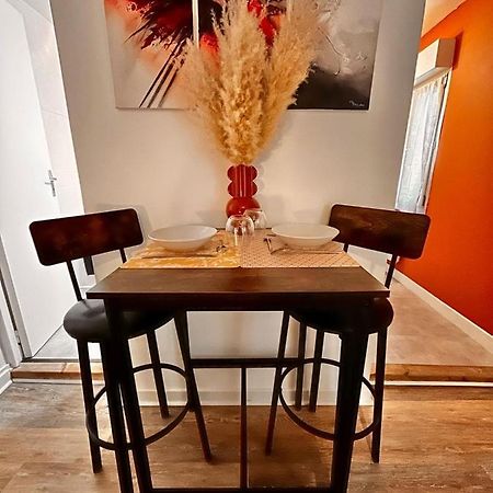 Charmant Studio En Plein Centre Ville De Chartres Apartment ภายนอก รูปภาพ