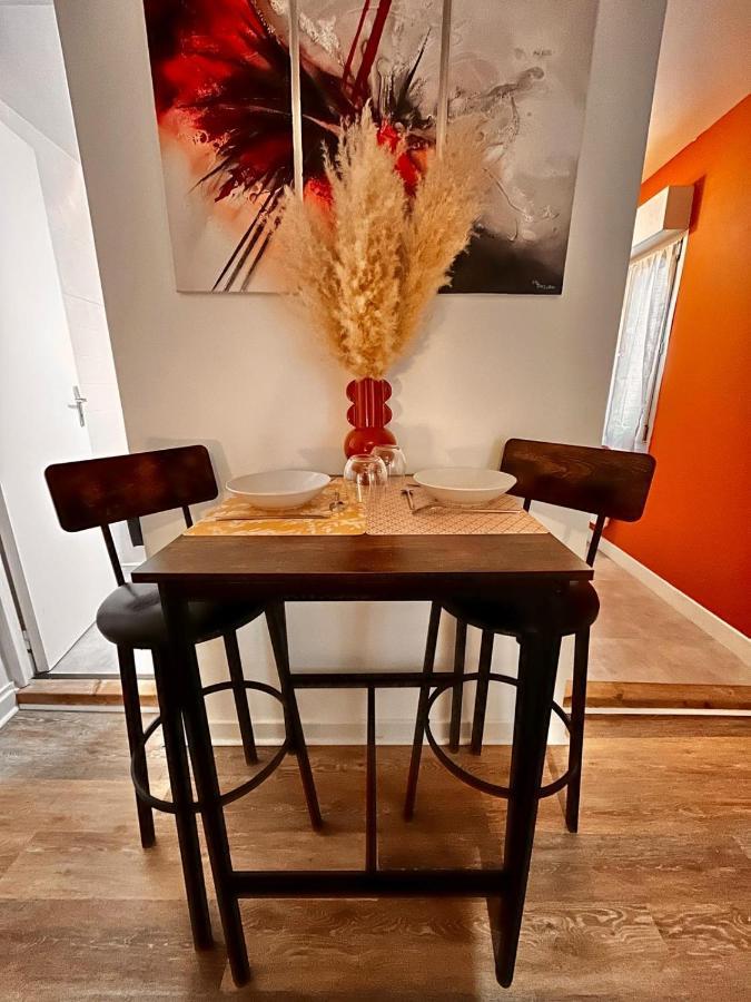 Charmant Studio En Plein Centre Ville De Chartres Apartment ภายนอก รูปภาพ