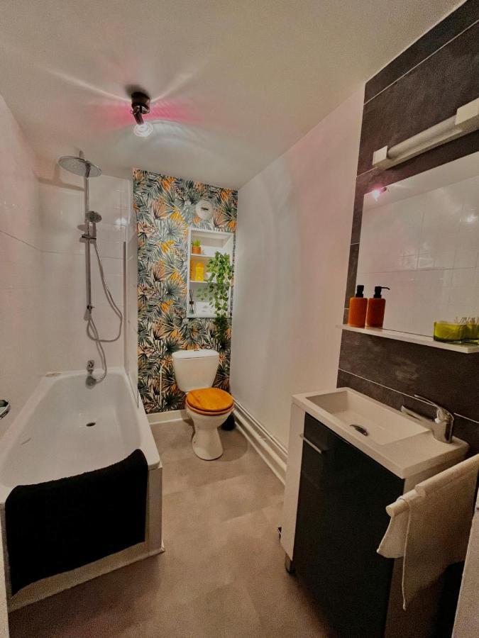 Charmant Studio En Plein Centre Ville De Chartres Apartment ภายนอก รูปภาพ